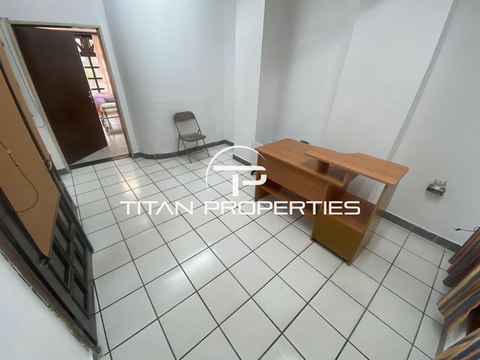 Дава се под наем Офис в Бургас, Възраждане - 29 кв.м за 178.5 € - Снимка #4