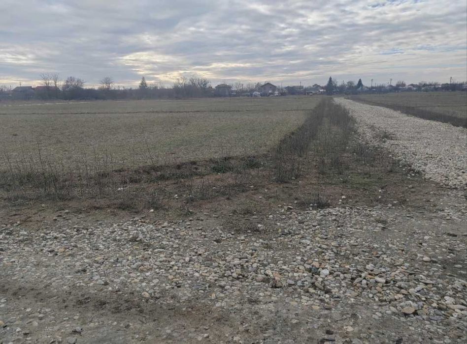 Teren de vânzare intravilan