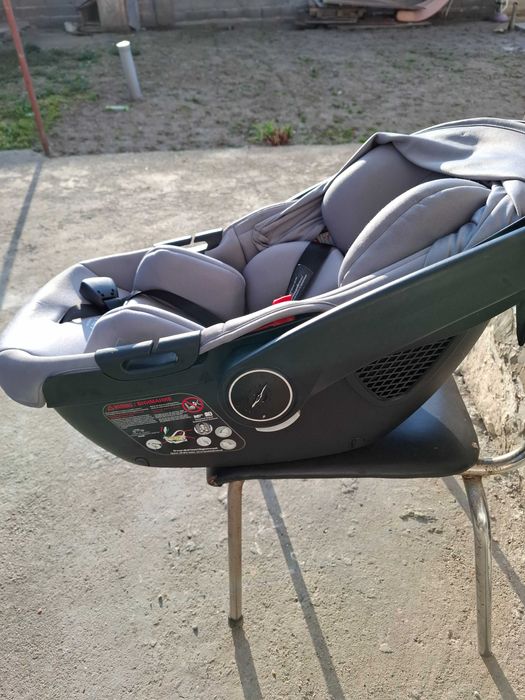 Кош за кола за бебе