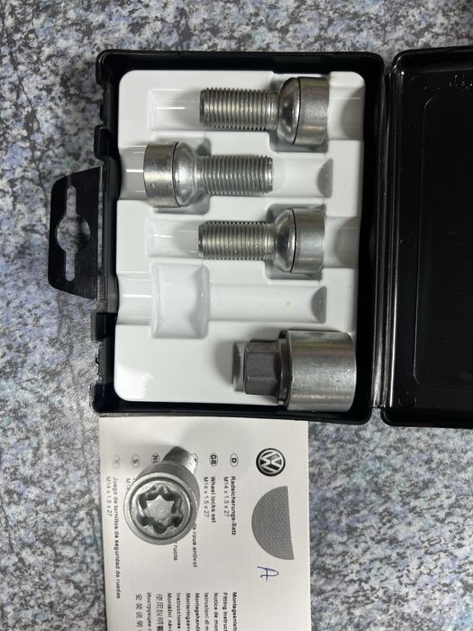 Set Prezoane antifurt originale vw - Audi - Skoda - Seat