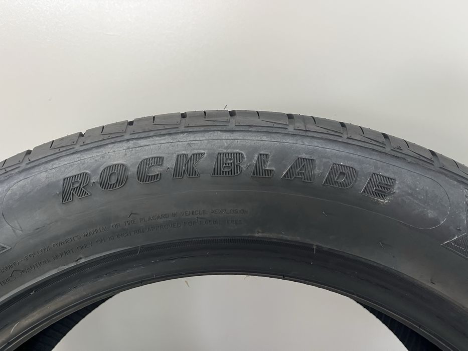 Летни гуми 235/55/19 Rockblade
