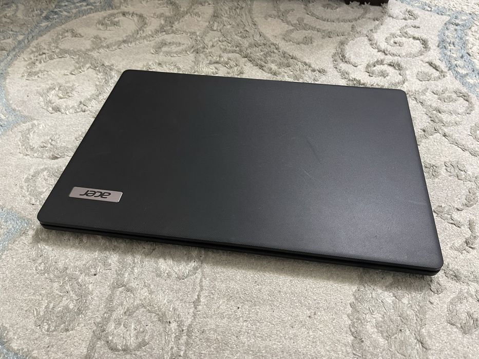 Продам ноутбук Acer TravelMate P215-56