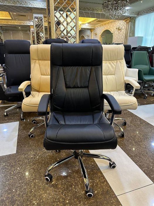 Офисное кресло   Leonardo
