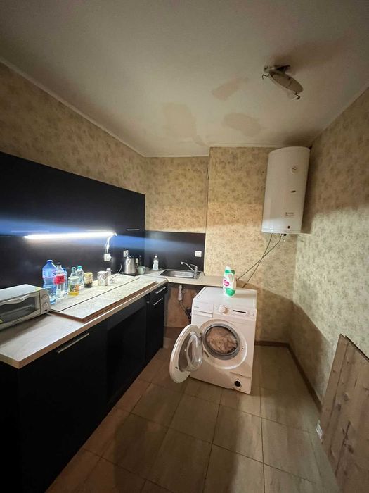 Дава се под наем Многостаен апартамент в Бургас, Център - 120 кв.м за 400 € - Снимка #3