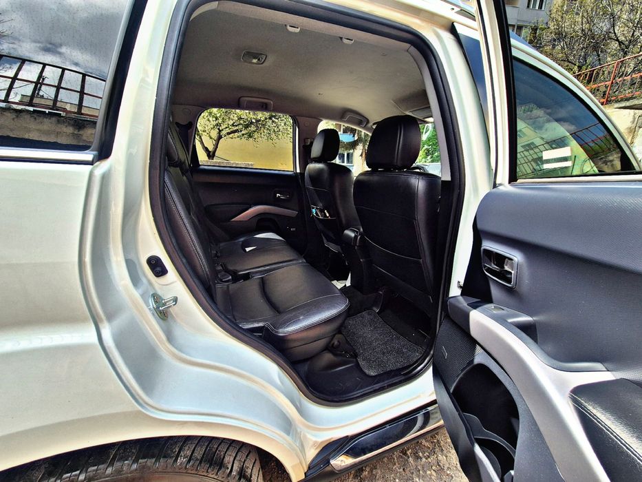 Citroen C-Crosser 2.2 Hdi Automatic 4x4 7 местен