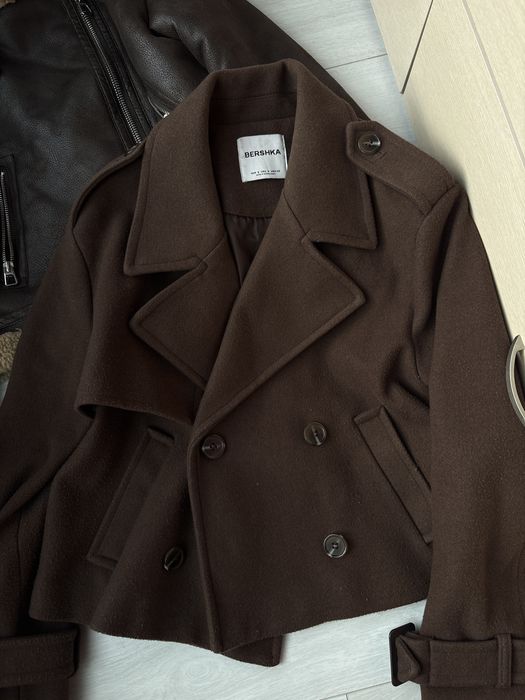 Яке и палто BERSHKA
