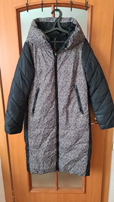 Продаются зимние куртки