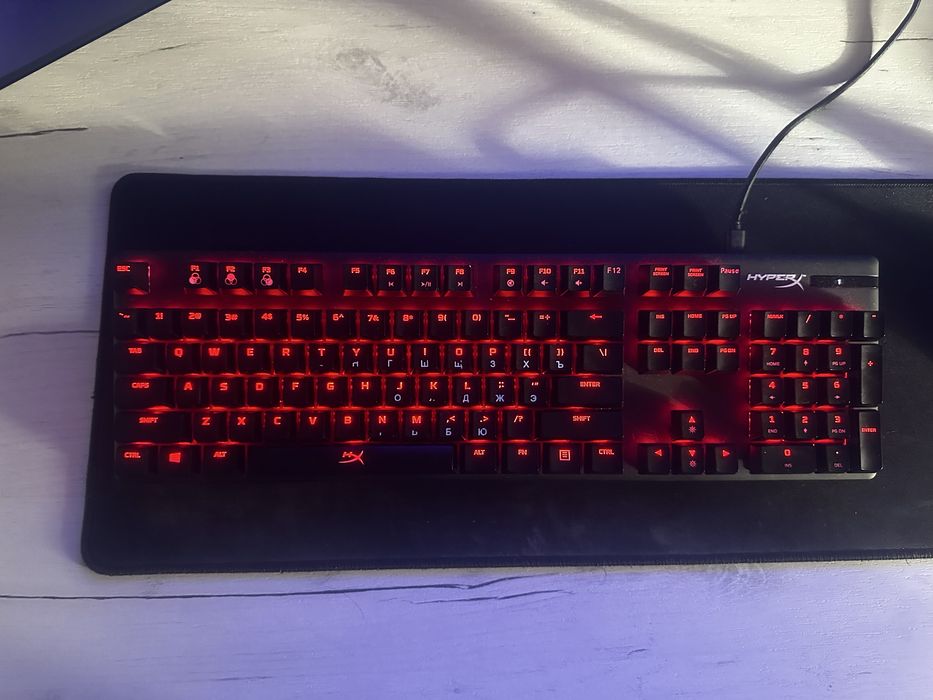 Механическая клавиатура HyperX