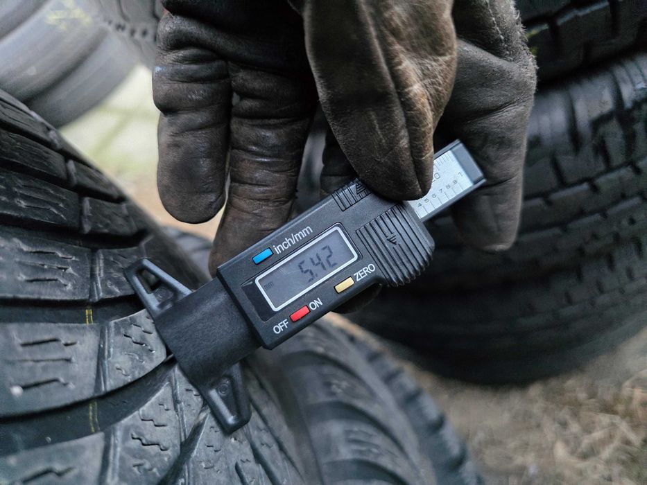 4бр Зимни гуми 215 65 16 - Nokian - DOT 2023