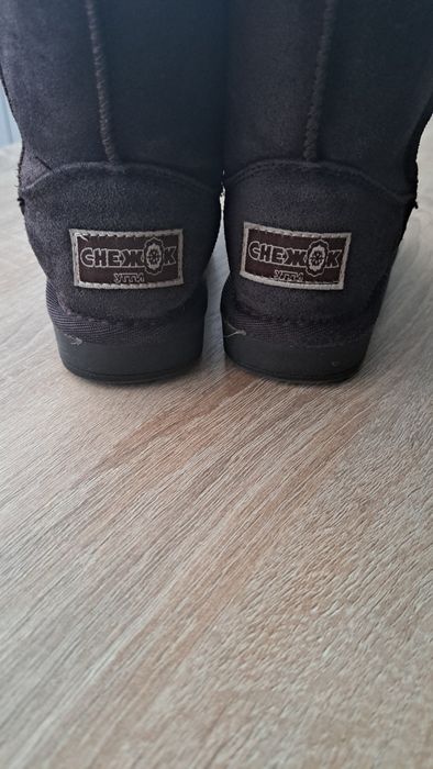 Натуральные угги,  размер 24