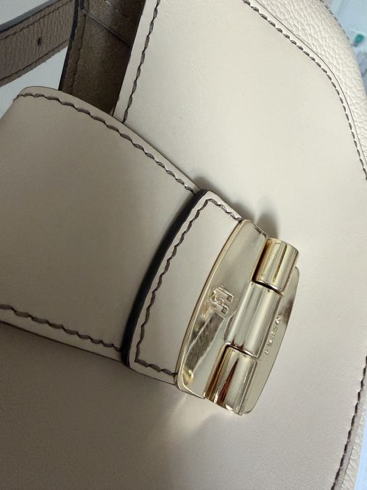 FURLA Club 2 Бежова