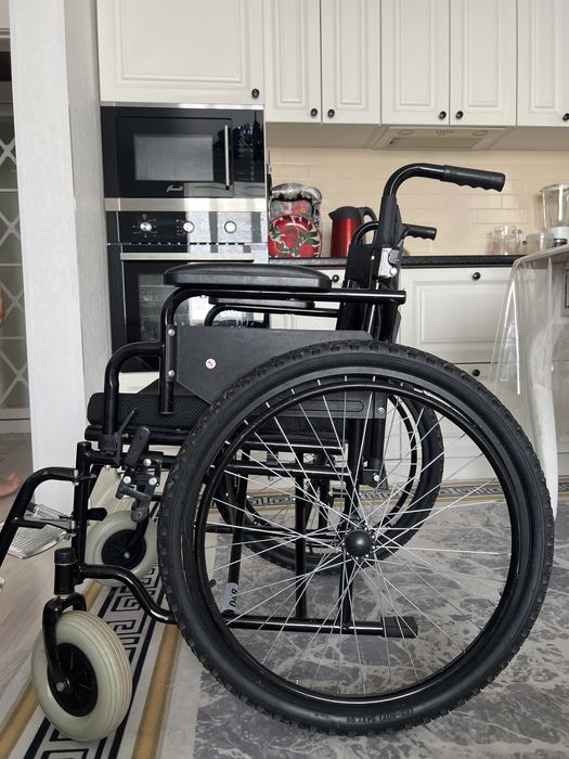 Коляска инвалидная