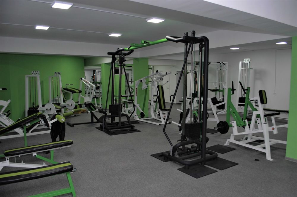 фитнес клуб типанова. фитнес зал. магазин тренажеров. апельсин новосибирск фитнес. готовые тренажерные залы.