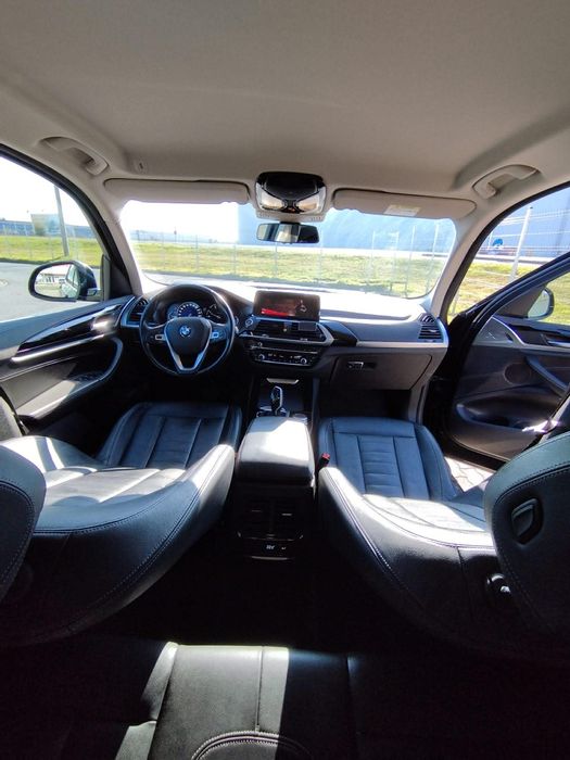 Vând BMW X3 sDrive