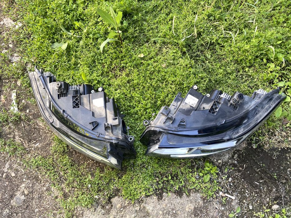 Far VW Tiguan 2 facelift 2020 - 2022 faruri stanga dreapta led