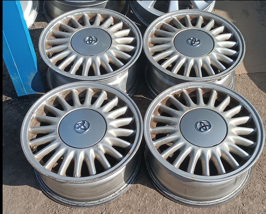 R-15 титанка 5*114,3 оригинал Тойота камри 20, Грация,Ипсум Виндом  ид