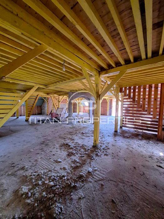 Атрактивна къща  в село Цалапица