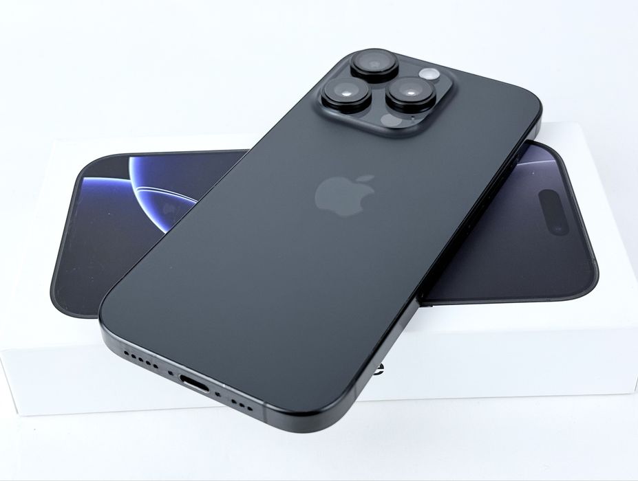Apple iPhone 16 Pro 256GB Black Titanium 100% Батерия