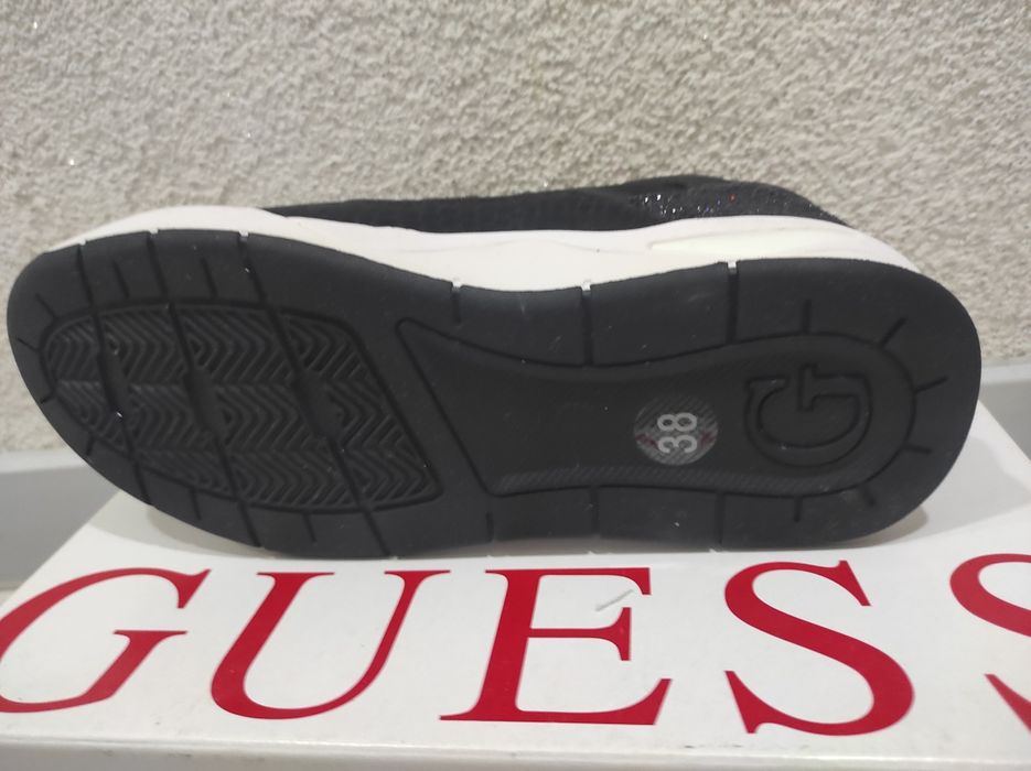 Дамски маратонки Guess
