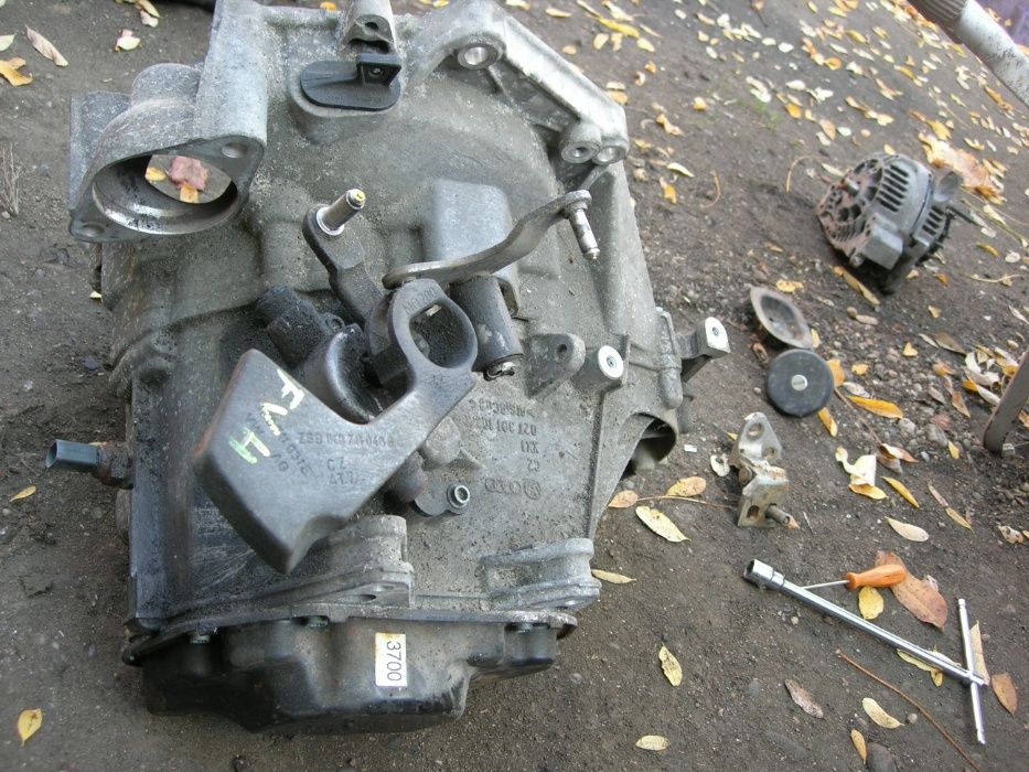 Cutie viteze VW Golf 5 cod FVH; 1.6 benzina, cod motor BGU/BSE