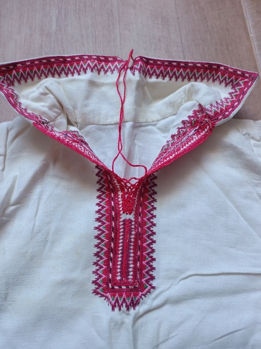 2бр. Детска Риза Народна Носия