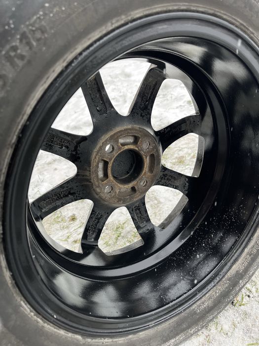 Диски вместе с резиной