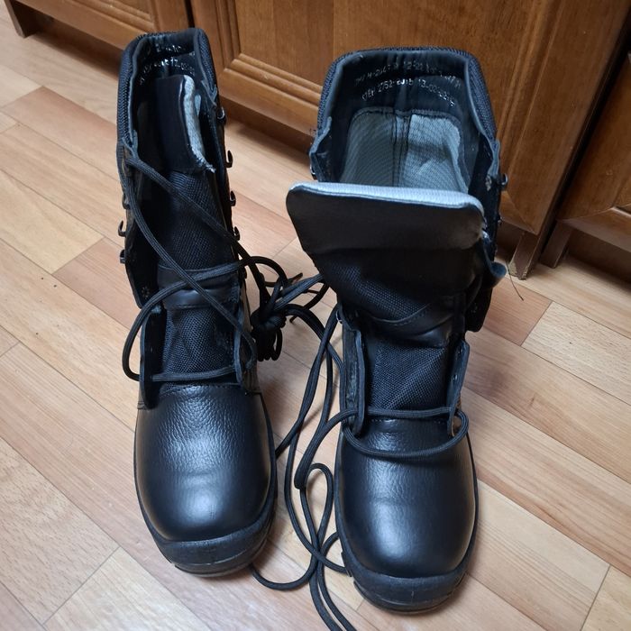 Берцы армейские продам