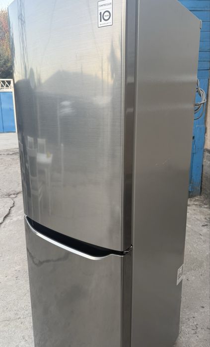 Холодильник LG двухкамерный