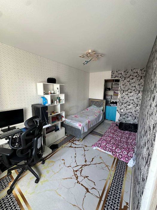 Продам 2 комнатную квартиру