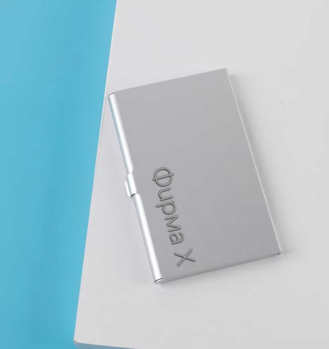 Персонализиран cardholder / визитник
