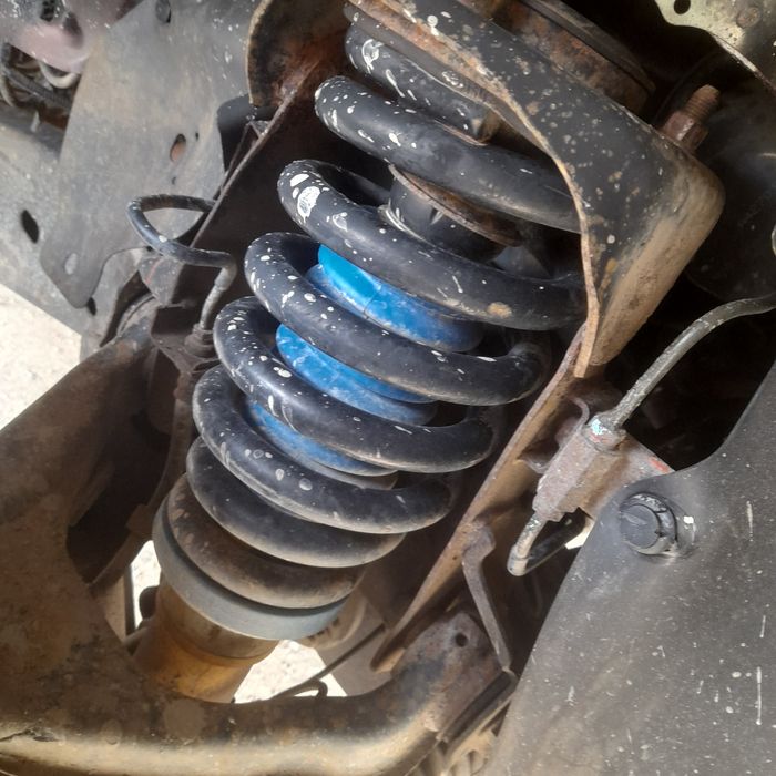 Mitsubishi l200 2.5 178к.с