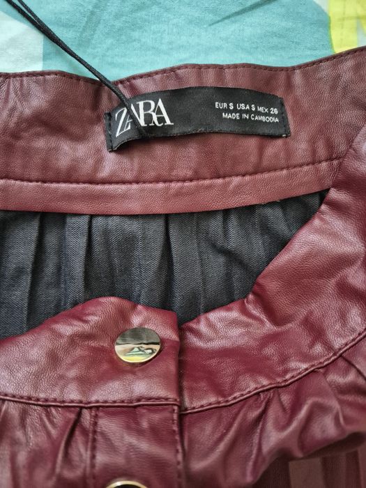 Fusta plisata Zara