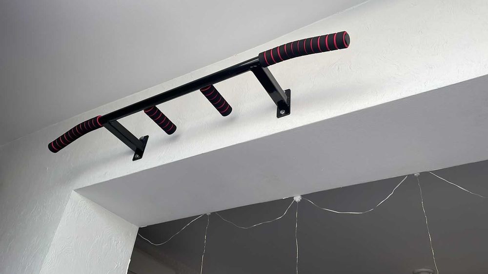 НОВЫЙ Турник наддверный и настенный