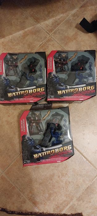 Продавам детски чисто нови  играчки.BATTROBORG WARRIOR.