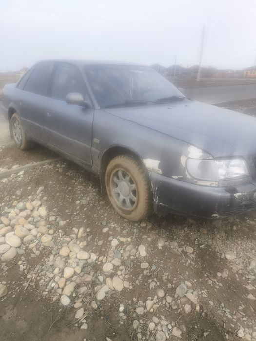 Продам Ауди с4 а6 монопрыск об 2