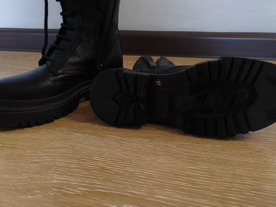 Продам демисезонную обувь