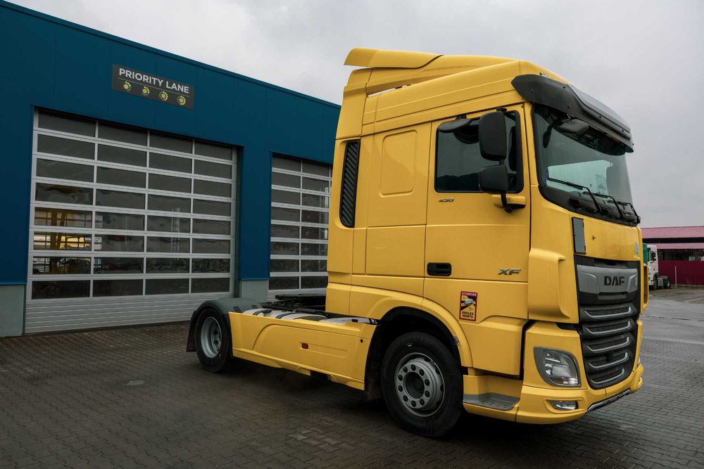 Cap tractor DAF XF 480