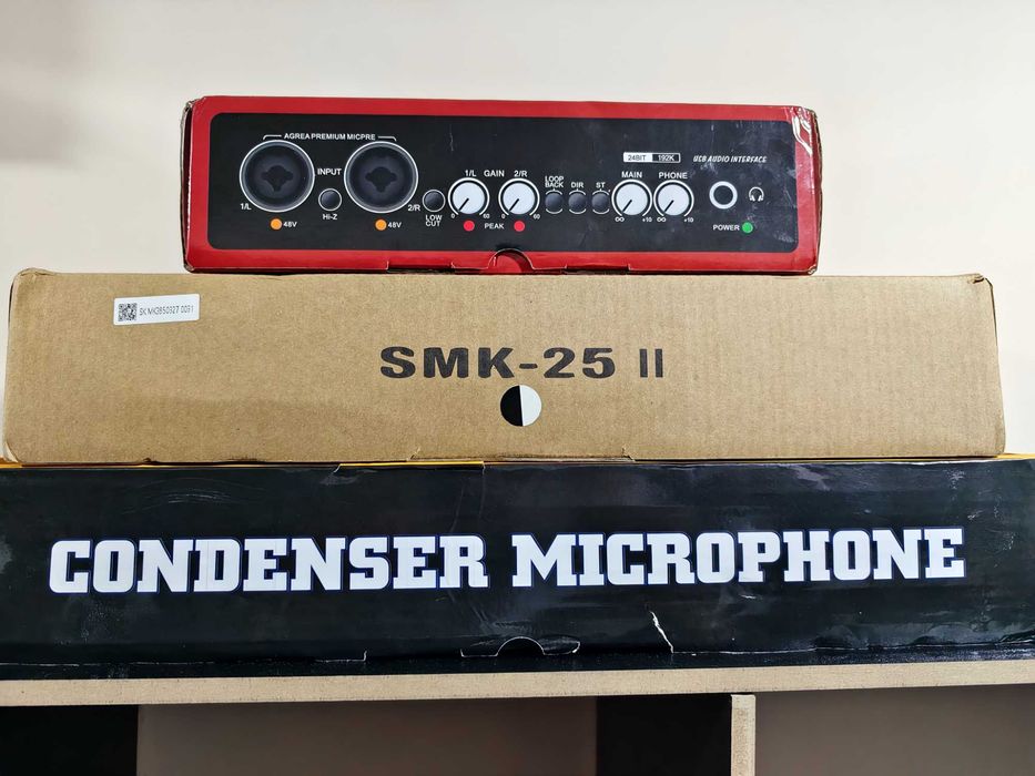 Профессиональная Звуковая карта , мидиклавиатура , конд. микрофон