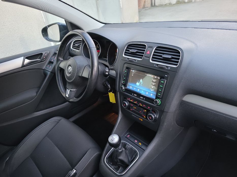 VOLKSWAGEN Golf 2011 — imagine 5