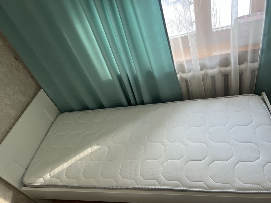 Продам IKEA кровать