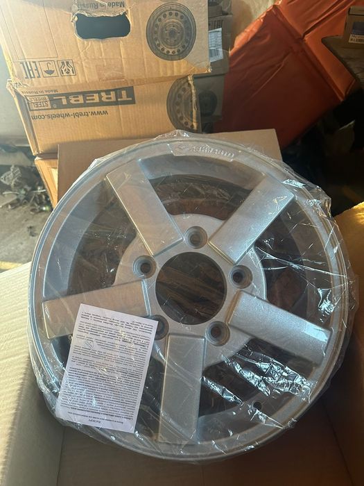 Продам Диски Титанки на Ниву