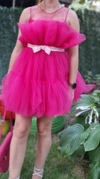 Цикламена къса  рокля