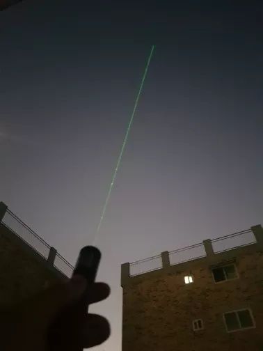 Лазерная указка для улицы