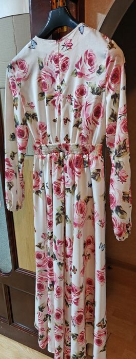 Продается 2 платья