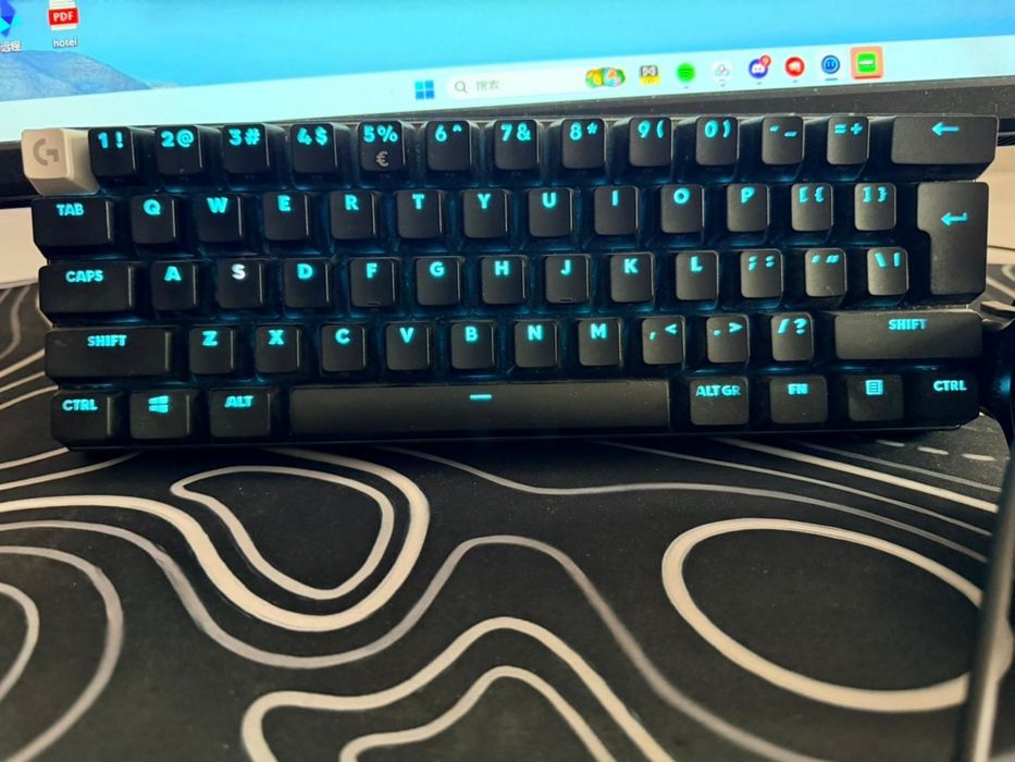 Клавиатура Logitech pro x 60
