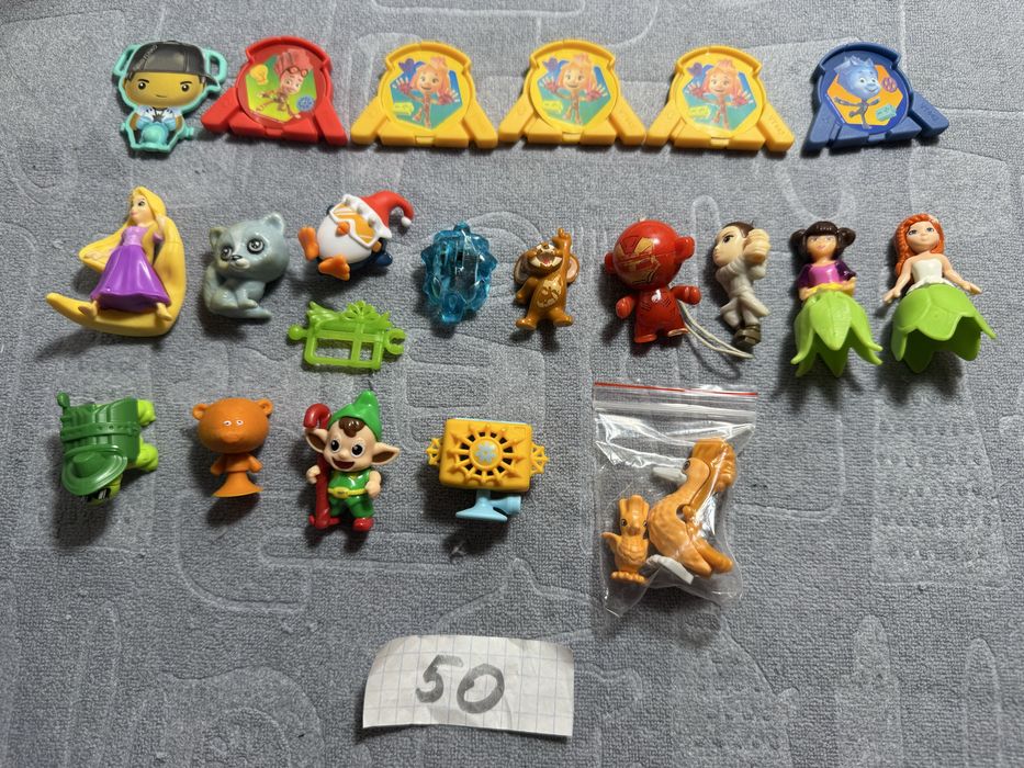 Игрушки фигурки Киндер Сюрприз Kinder Surprise