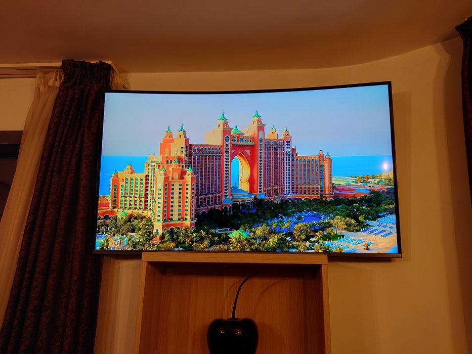 Samsung 49-инчов UE49KU6670U серия 6 4K , Smart TV