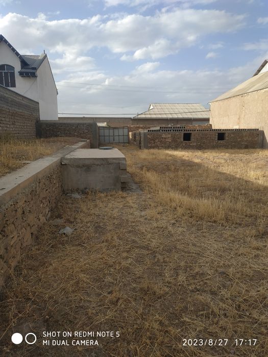 Ховли сотилади 9 сотих