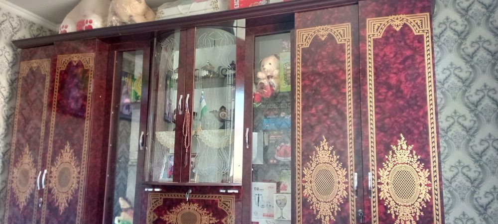 Mebel stenka holati yangi