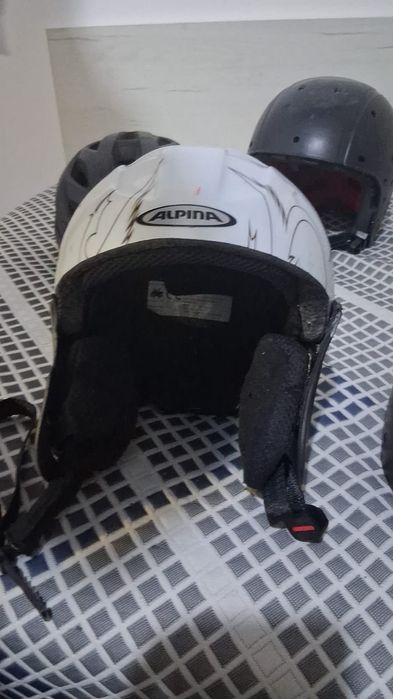 Каски различни видове